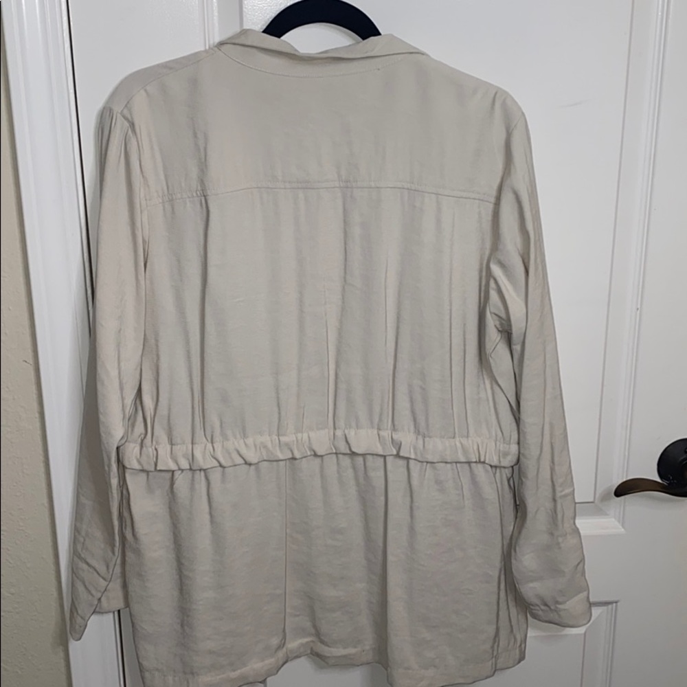 Jacket - Picture 2 of 4